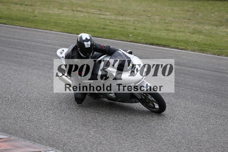 /Archiv-2025/10 23.04.2025 Cornu Master School ADR/rot-rouge/22